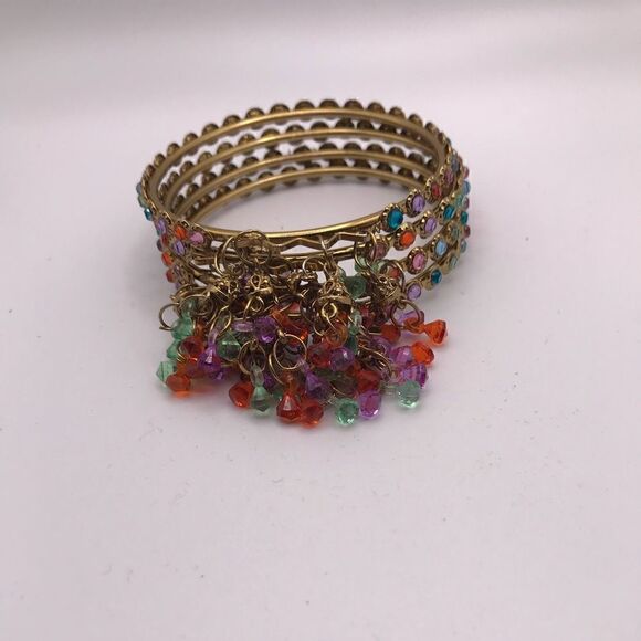 Bundle Set of 4 Fashion Bracelets - Picture 3 of 4